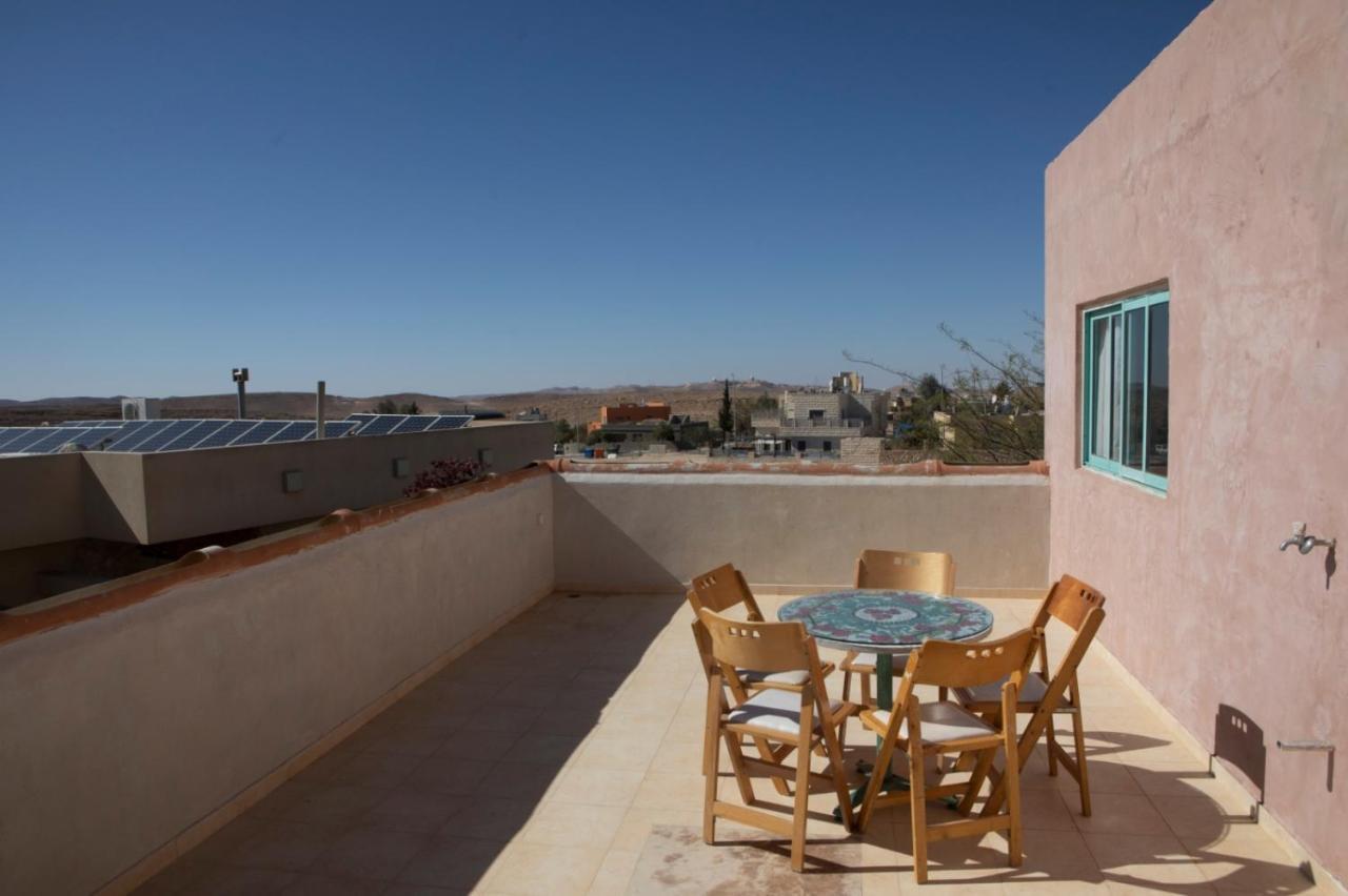 Hotel על הגג Mitzpe Ramon Exterior foto